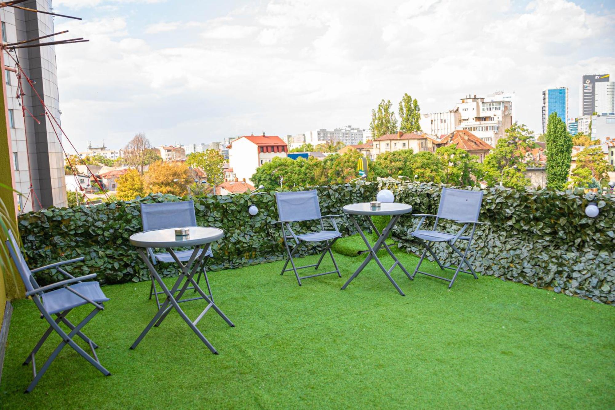 Occidental Wise Transit Hotel Bucureşti Ngoại thất bức ảnh