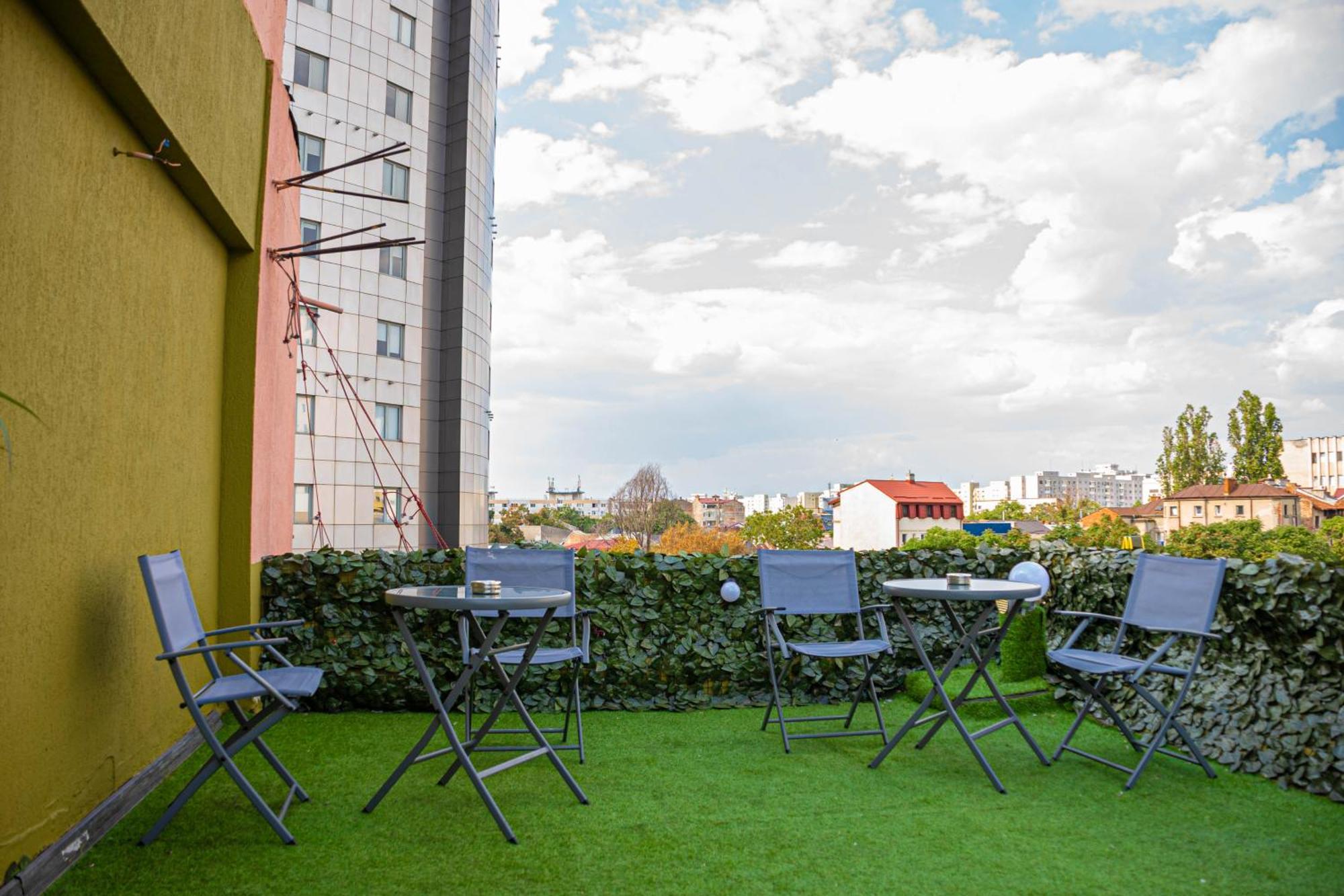 Occidental Wise Transit Hotel Bucureşti Ngoại thất bức ảnh