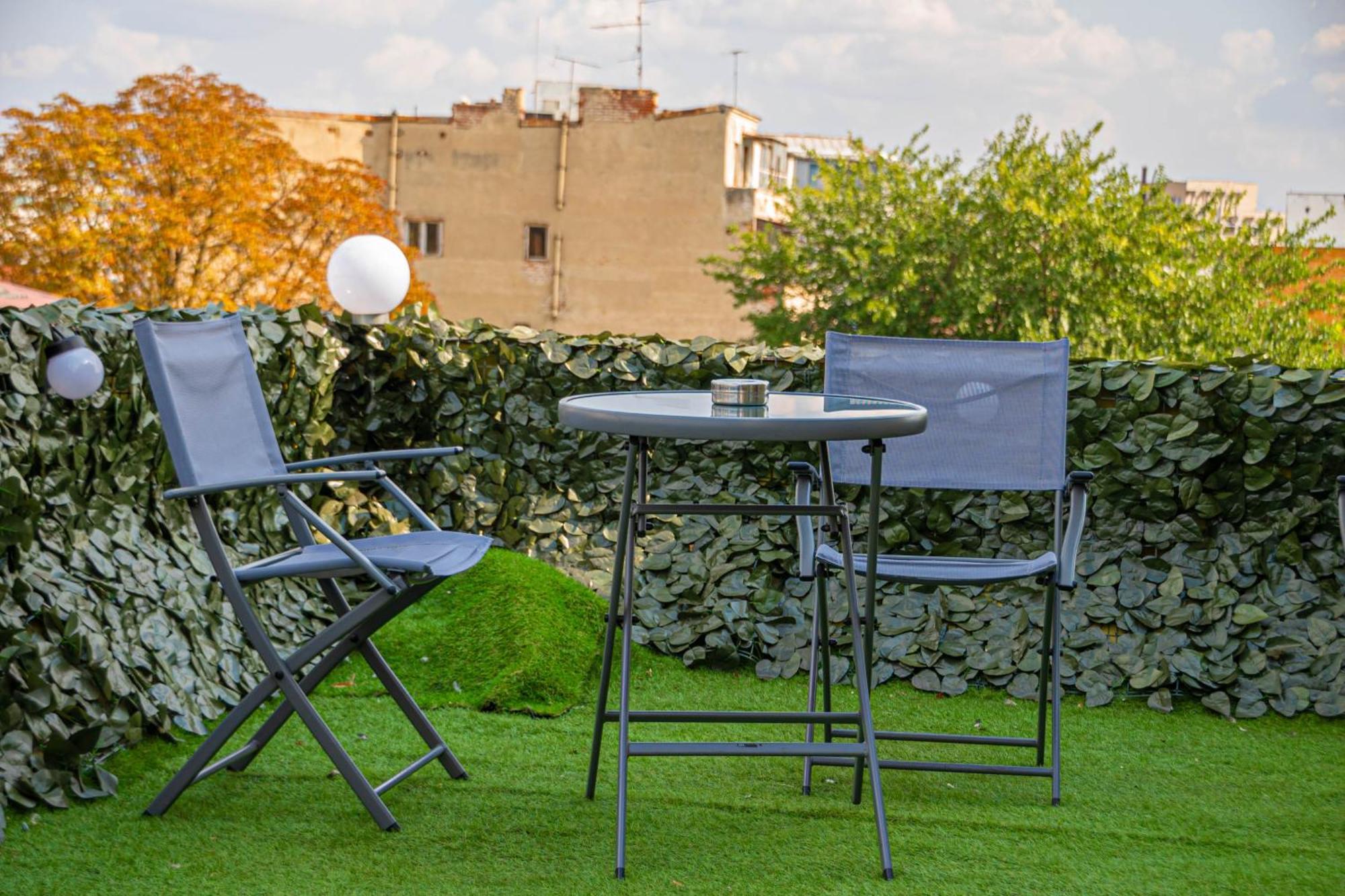 Occidental Wise Transit Hotel Bucureşti Ngoại thất bức ảnh